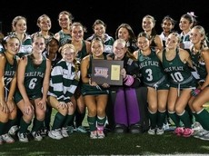 Emi Coronel scores twice, Carle Place field hockey wins 14th straight title