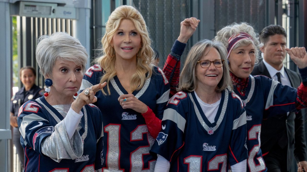 Jane Fonda Lily Tomlin Tom Brady 80 for Brady trailer