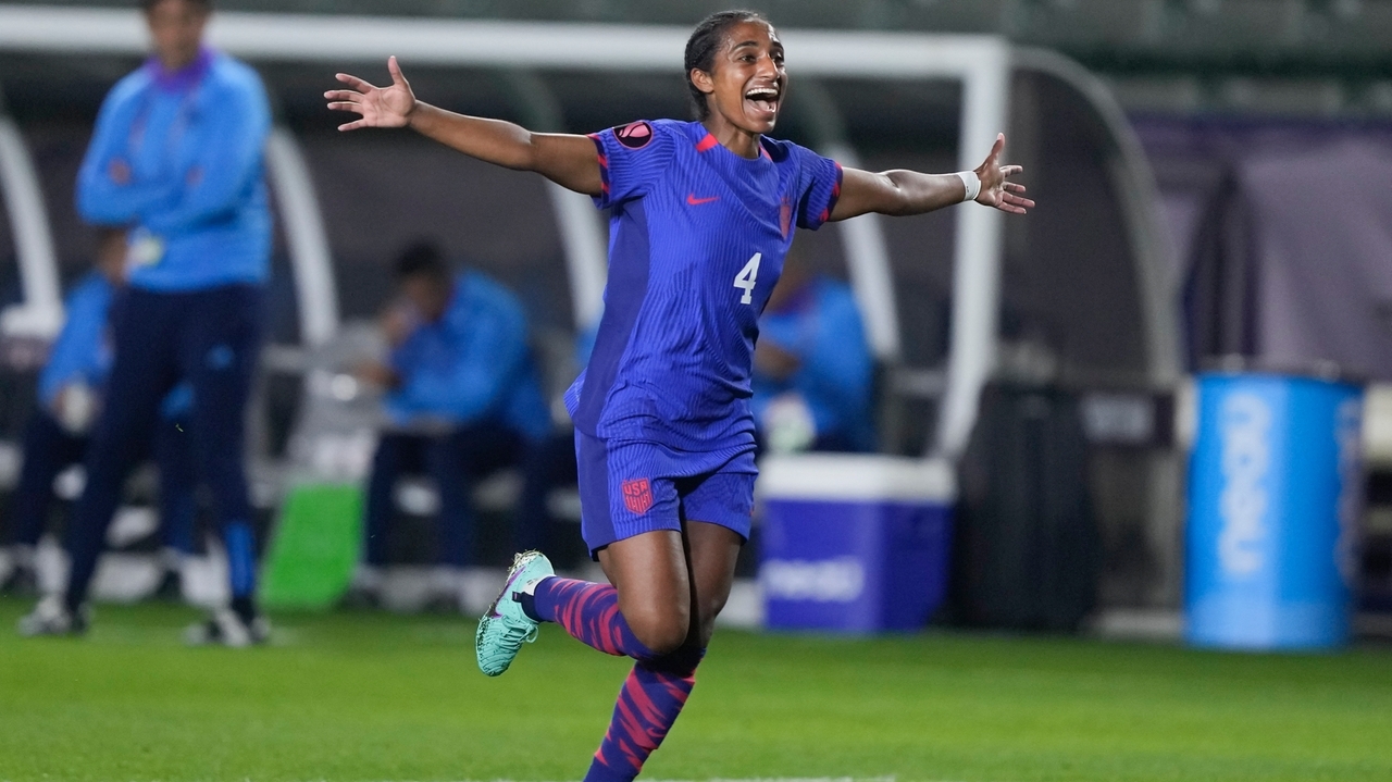 US defender Naomi Girma returns to the USWNT after an eventful year ...