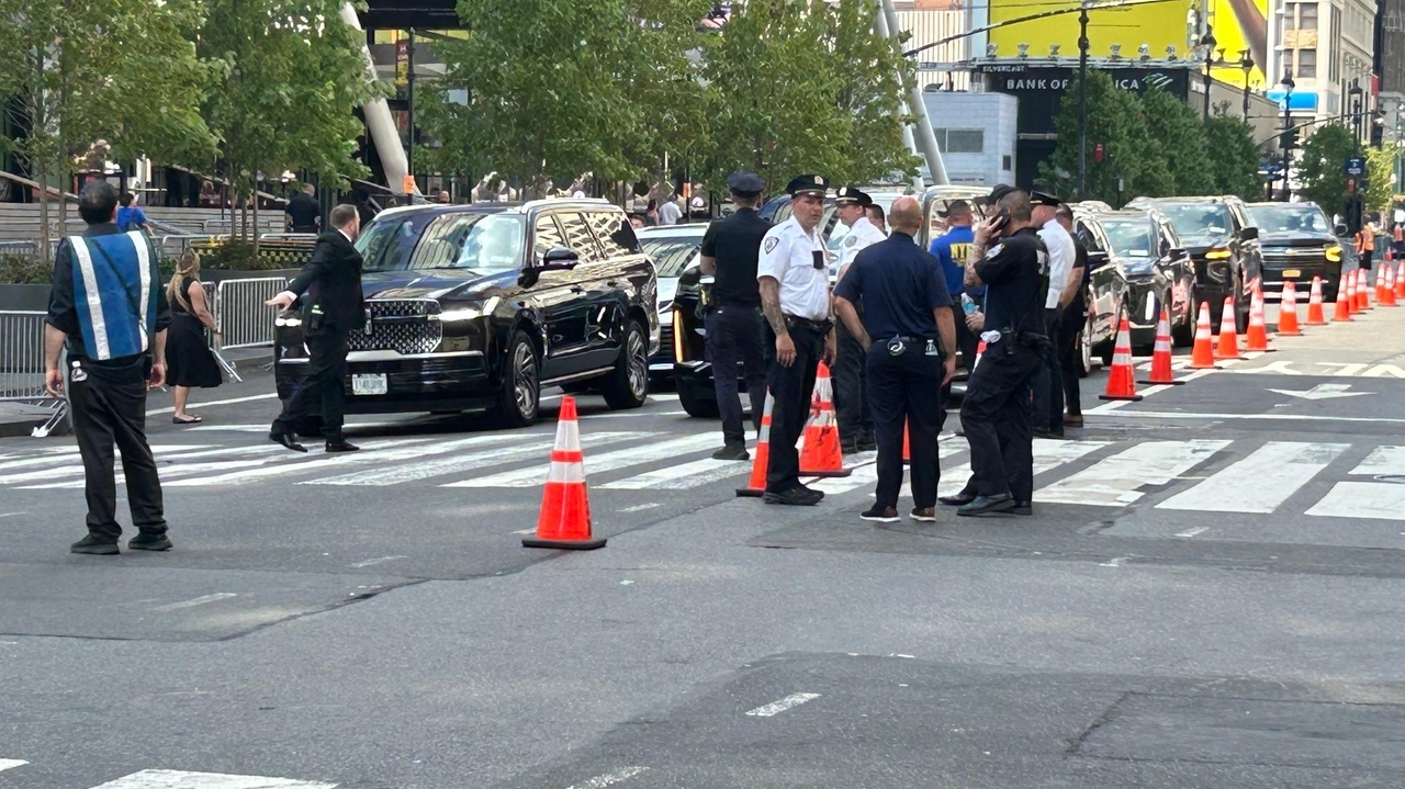 More cars arriving; 2 lanes needed