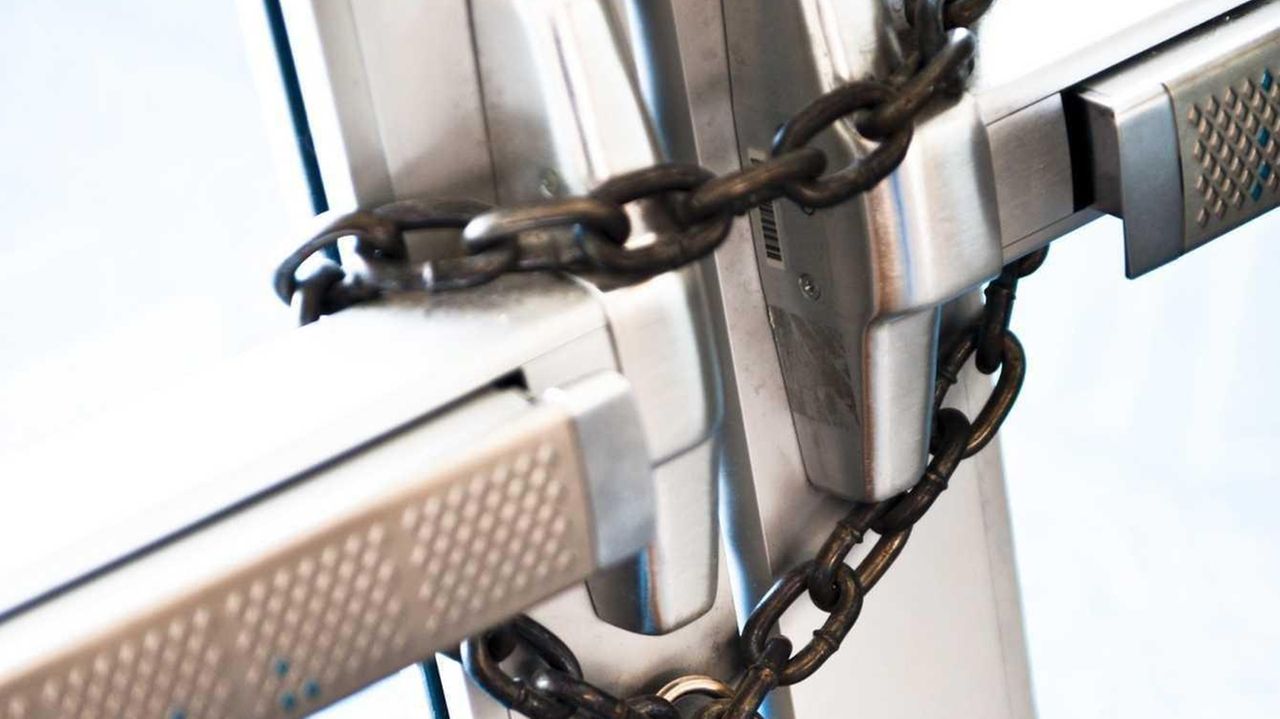 Large container storage eyed for Kings Park Newsday