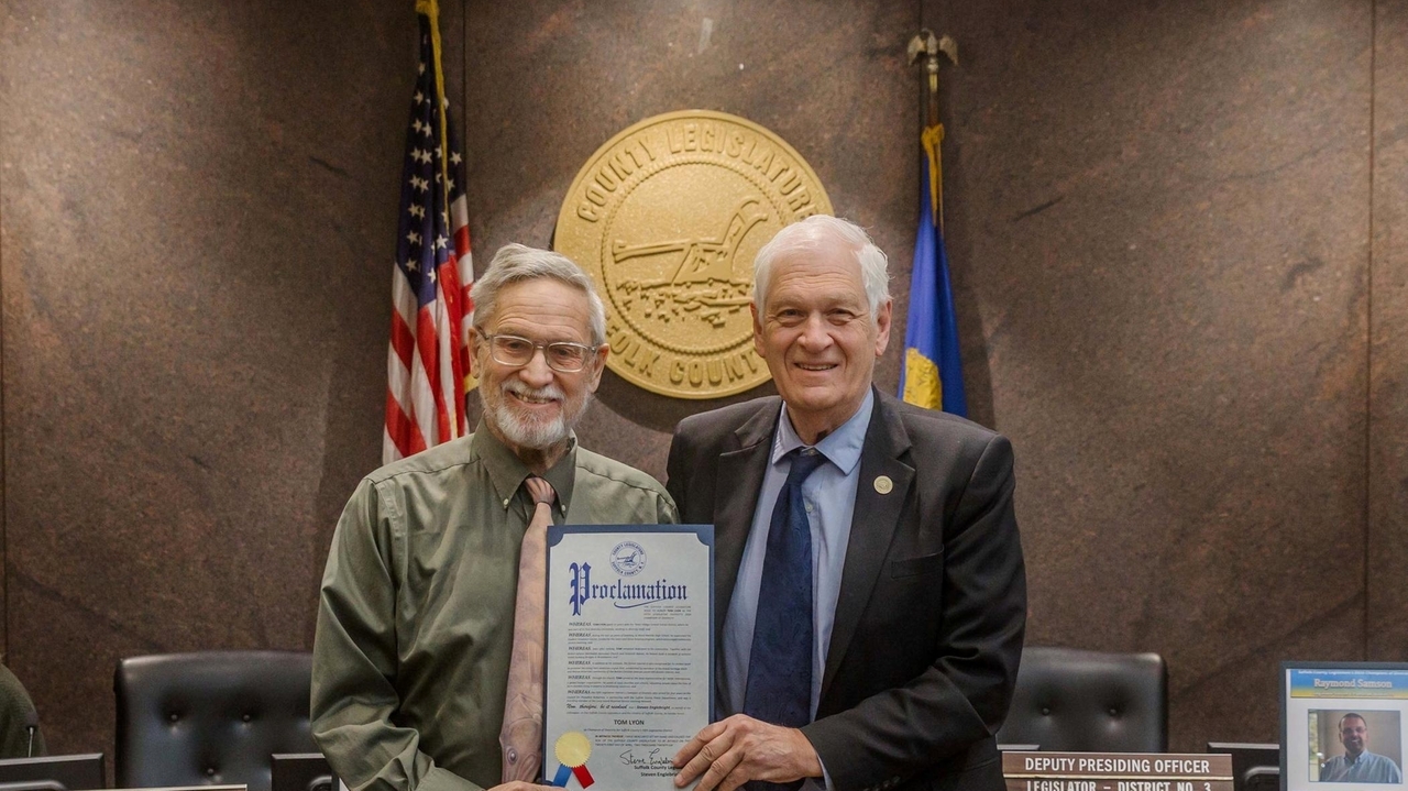 Mount Sinai teacher honored as Champion of Diversity