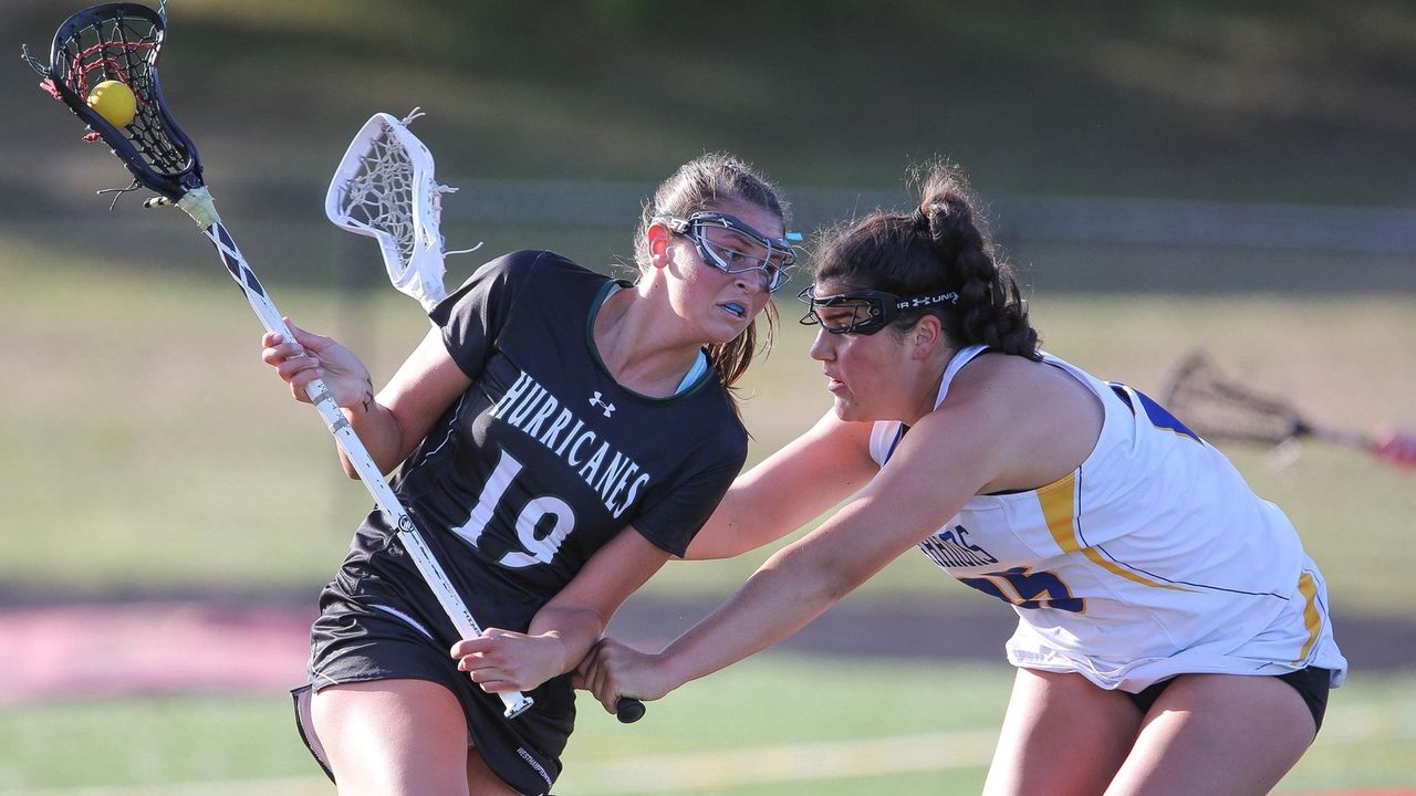 Photos: Suffolk Class B Girls Lacrosse Final - Newsday