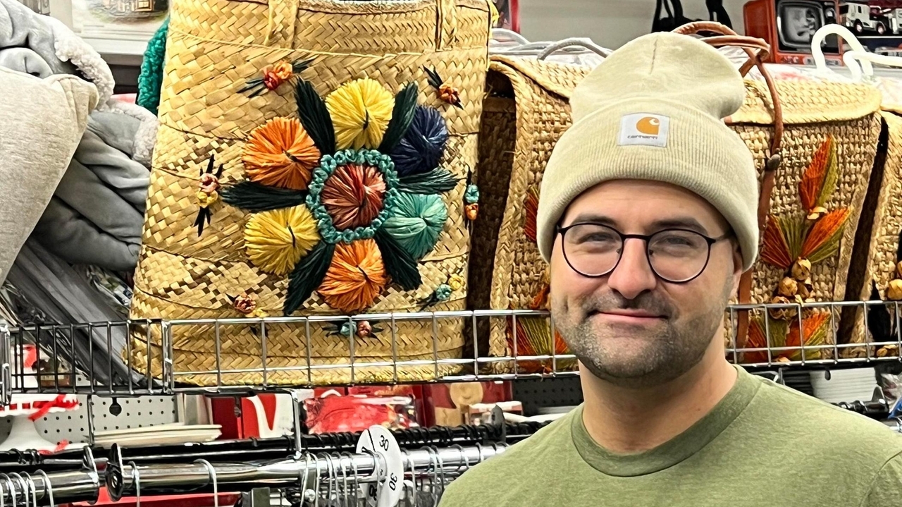 Huntington Thrift to close next month