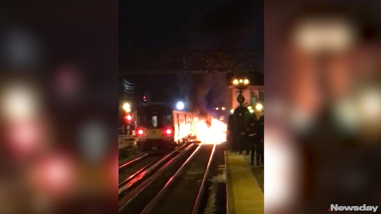 LIRR: Train hits vehicle on tracks suspending service east of Mineola ...