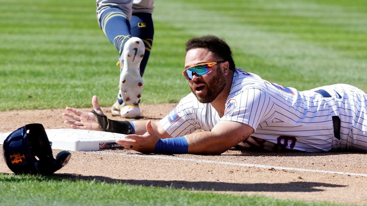 Benches clear in Mets' onehit loss on Opening Day Newsday