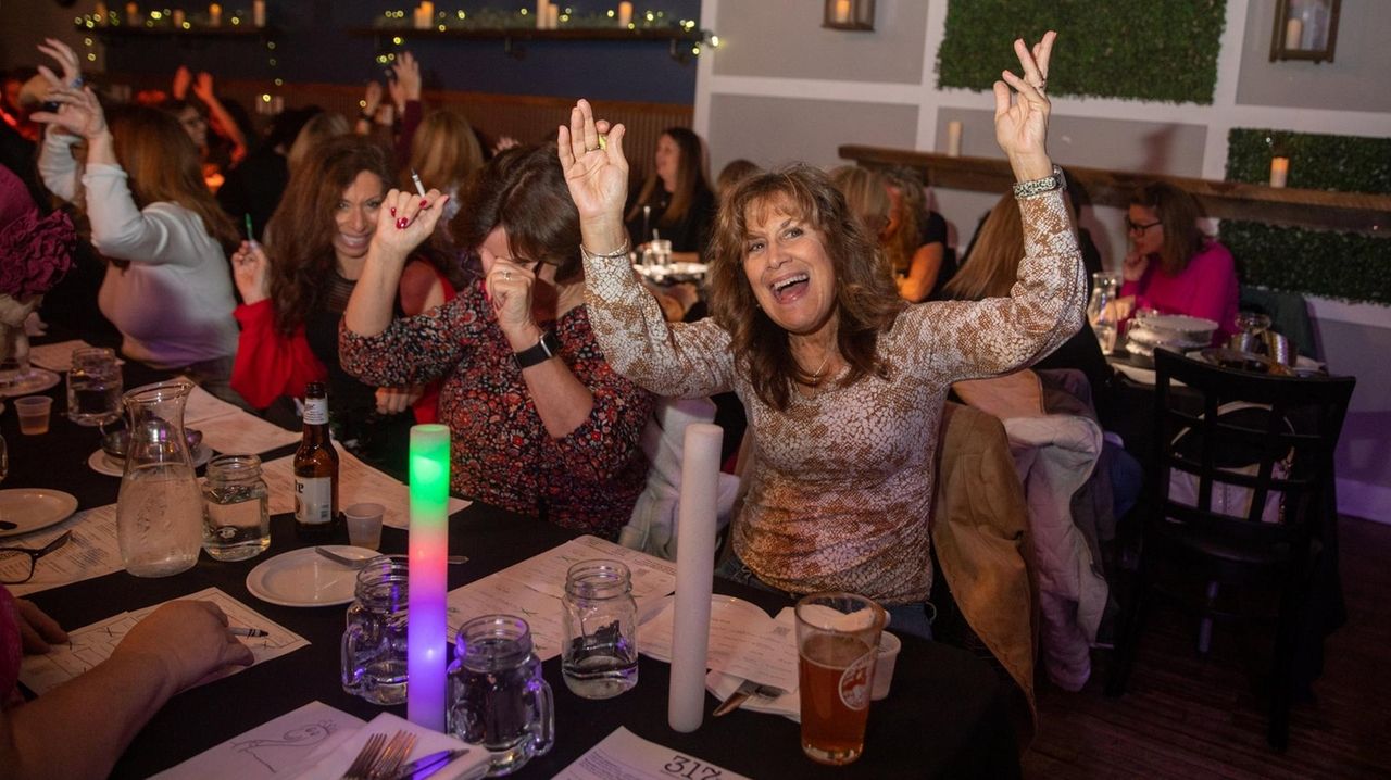 Music bingo draws crowds to Long Island bars and restaurants Newsday