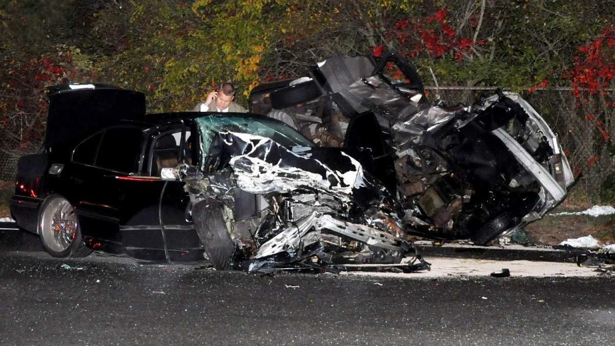 2 injured in East Patchogue vehicle crash Newsday