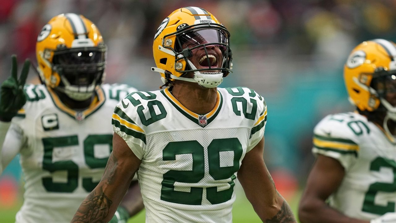 Watch Highlights From Packers' 26-20 Victory Over Dolphins