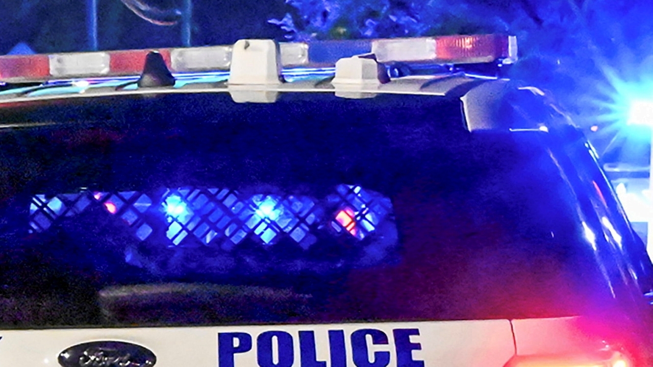 Source image for "2 dead, 1 seriously hurt in 3 crashes on Long Island"
