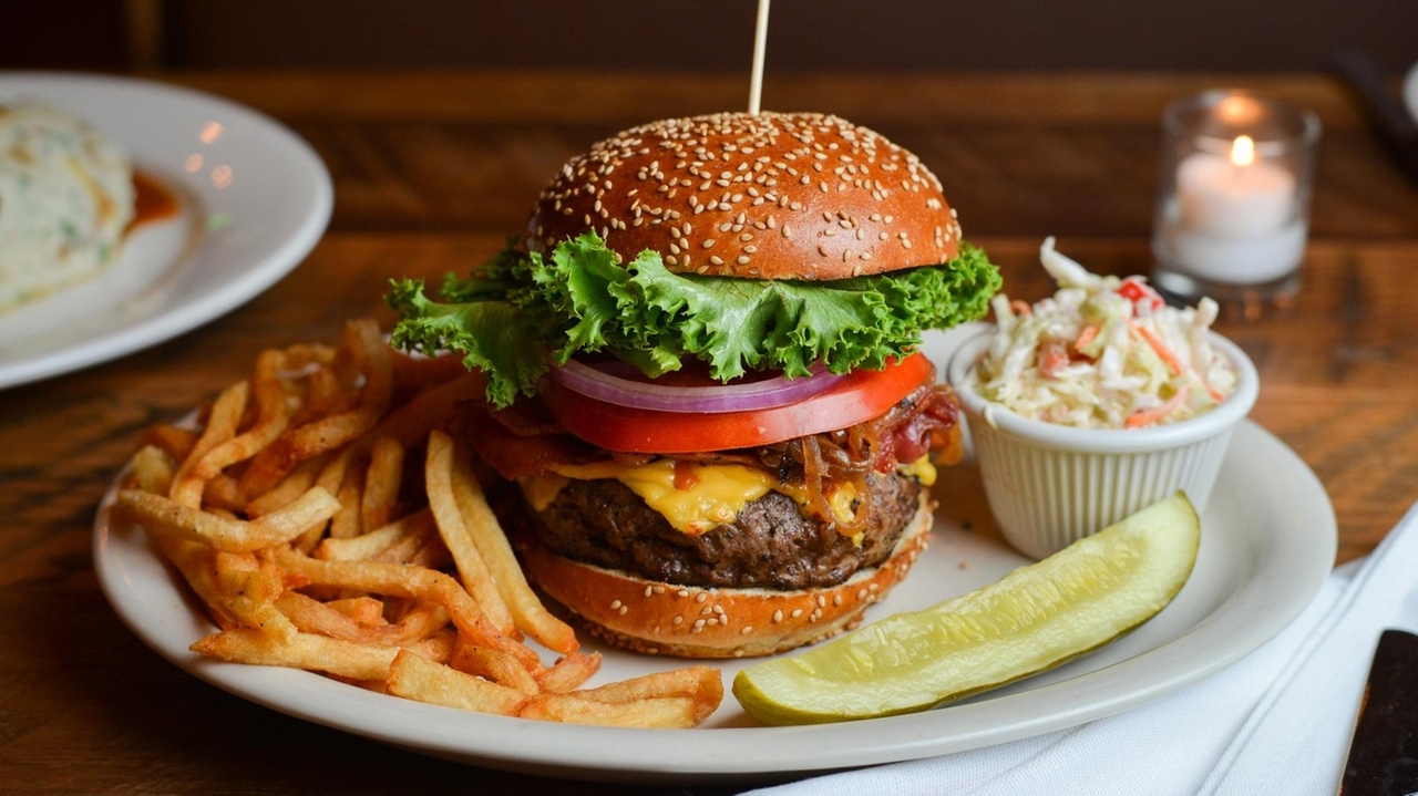 PeraBell Food Bar closes in Patchogue - Vimarsana News