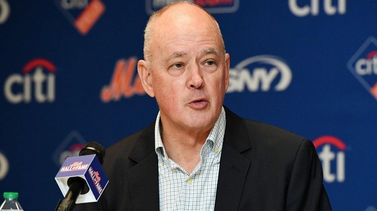 Mets acting general manager Zack Scott looks on during batting...