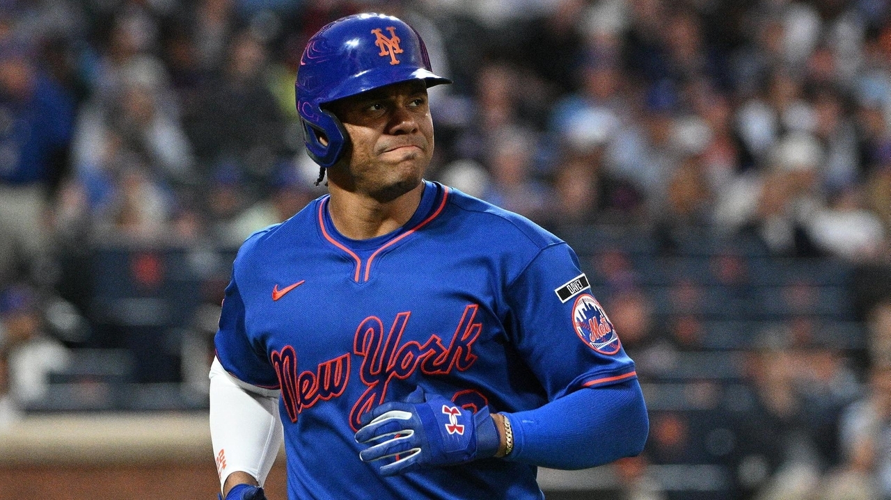 Juan Soto removed from Mets' loss to Cubs with back issue