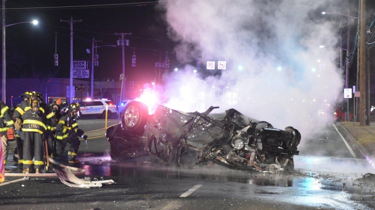 Source image for "Car accidents around LI"