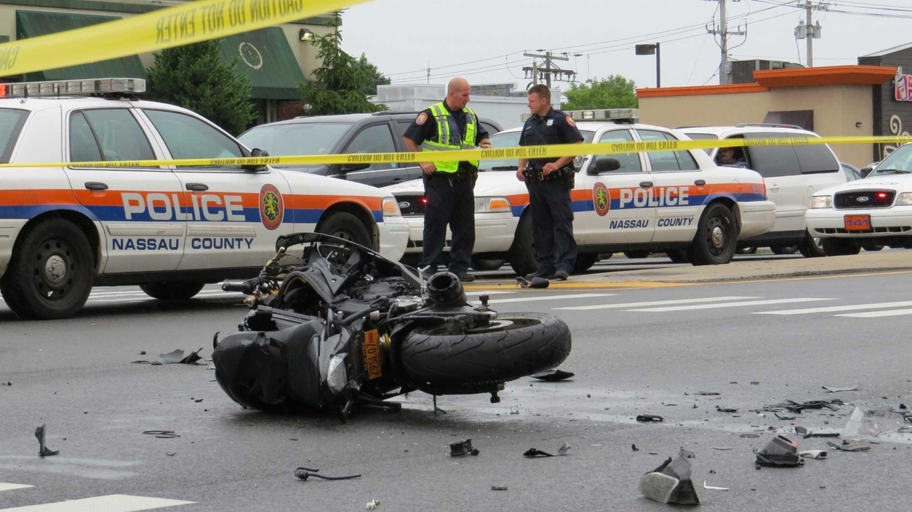 Motorcyclist killed in crash on Sunrise Highway, cops say Newsday