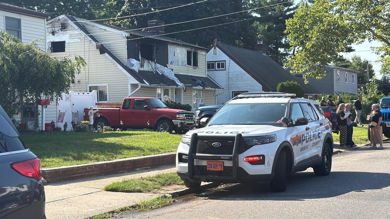 1 person confirmed dead in New Cassel house fire