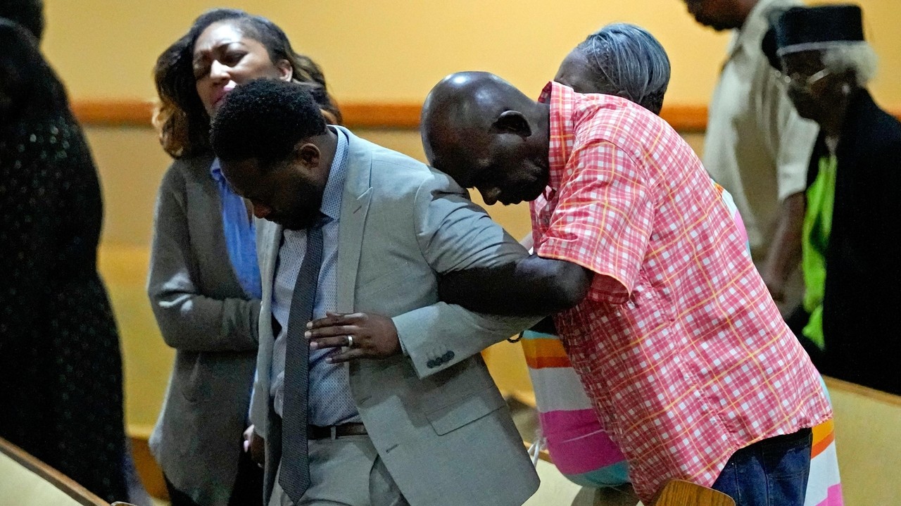 Jacksonville shootings refocus attention on the city's racist past and ...