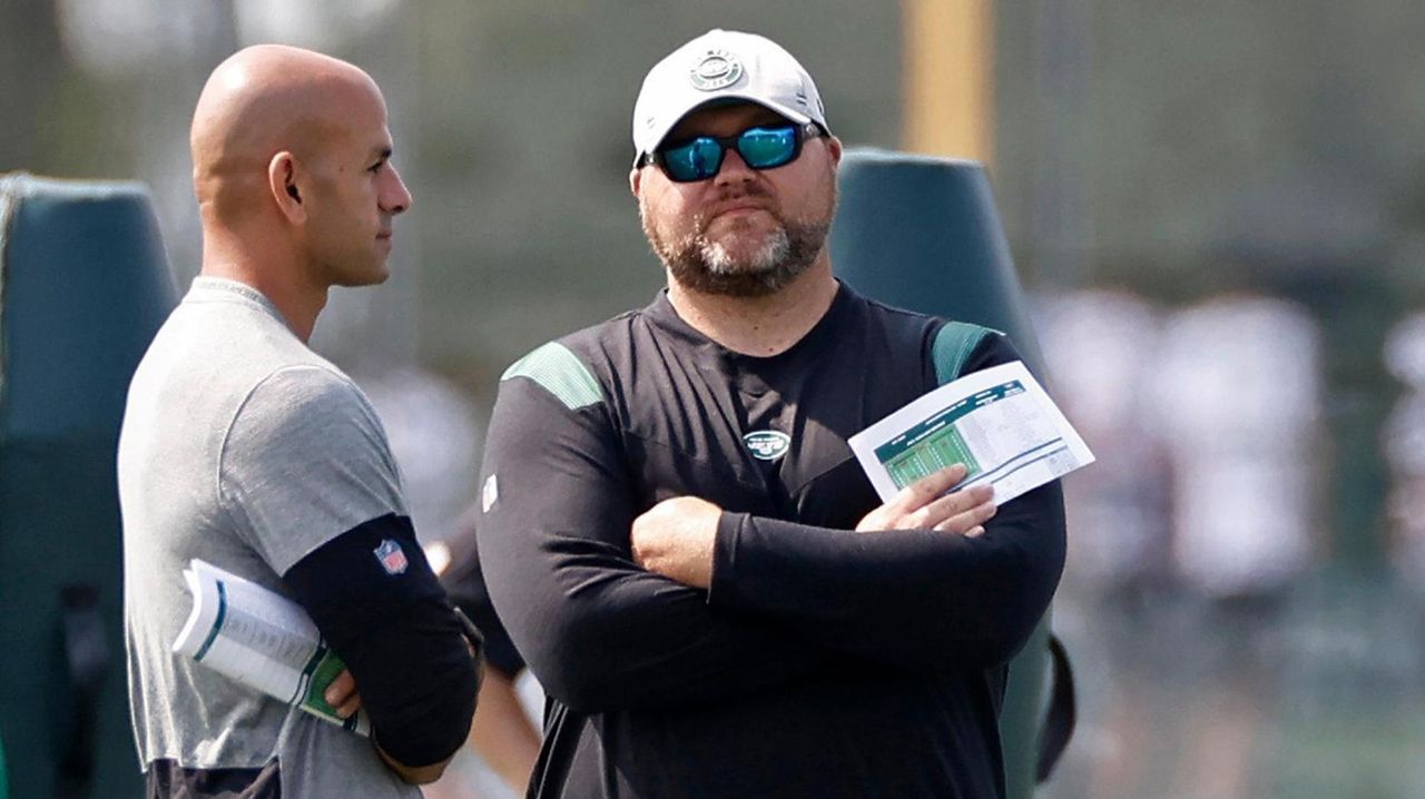 New York Jets News: Pressure on Jets GM Joe Douglas to ace QB plan