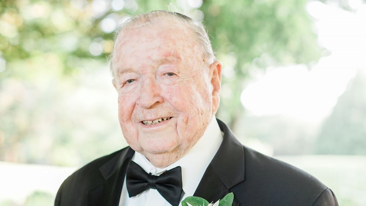 Leo Keegan, Levittown dad of 12 and Brooklyn Botanic Garden retiree, dies at 89 - Newsday