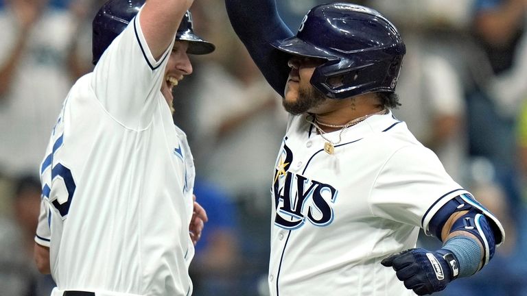 Rays sweep Twins, extend winning streak to six