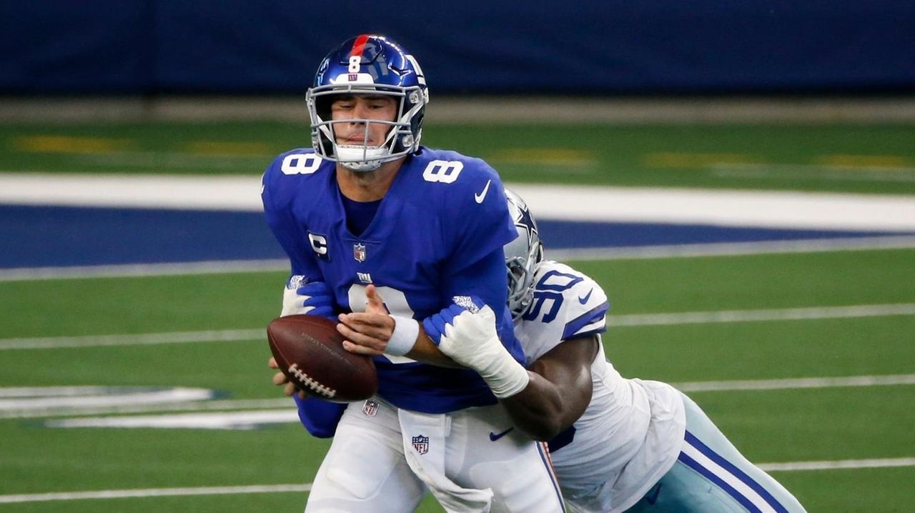 Cowboys silence Daniel Jones, blow out Giants on SNF