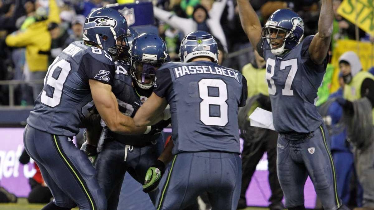 Hasselbeck Helps Seahawks Upset Saints - The New York Times