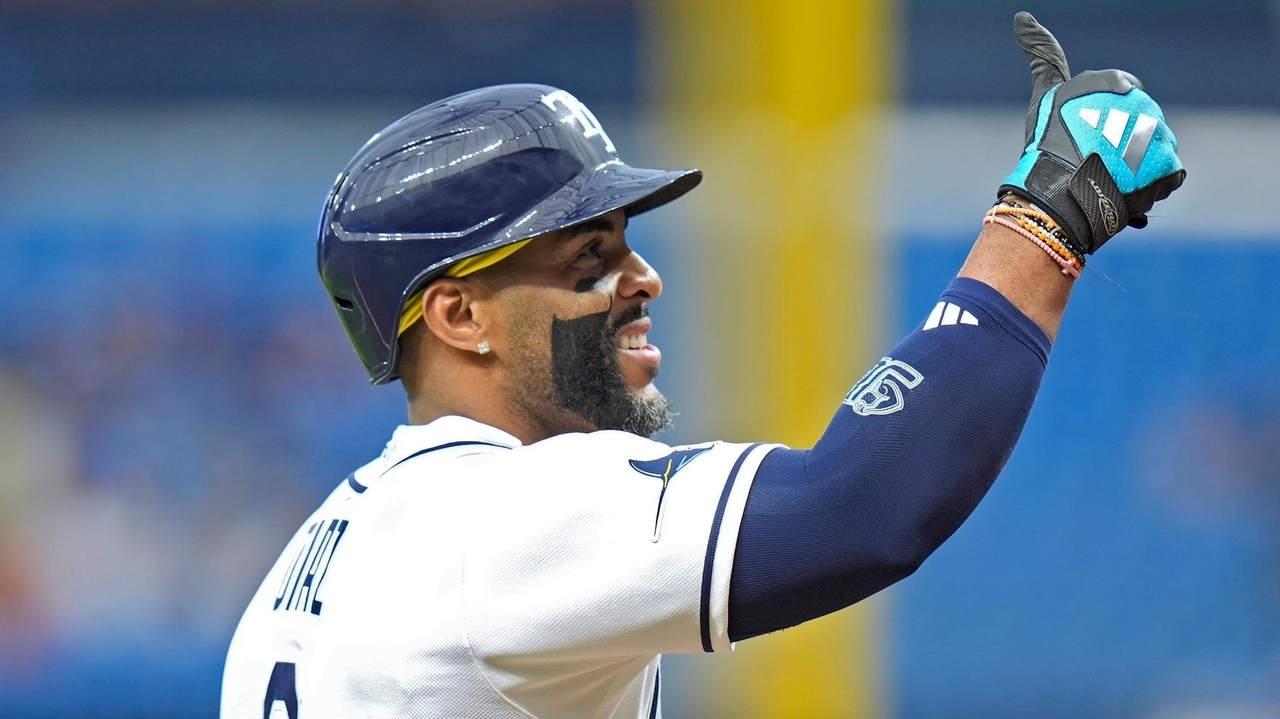 Yandy Díaz homers, Drew Rasmussen earns 6th straight win as the Rays ...