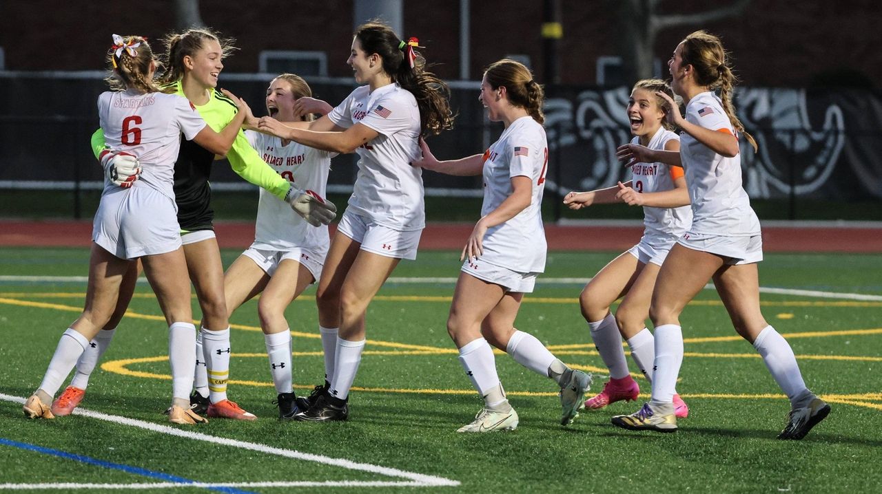 Sacred Heart defeats St. Anthony's to win CHSAA AA Championship Newsday