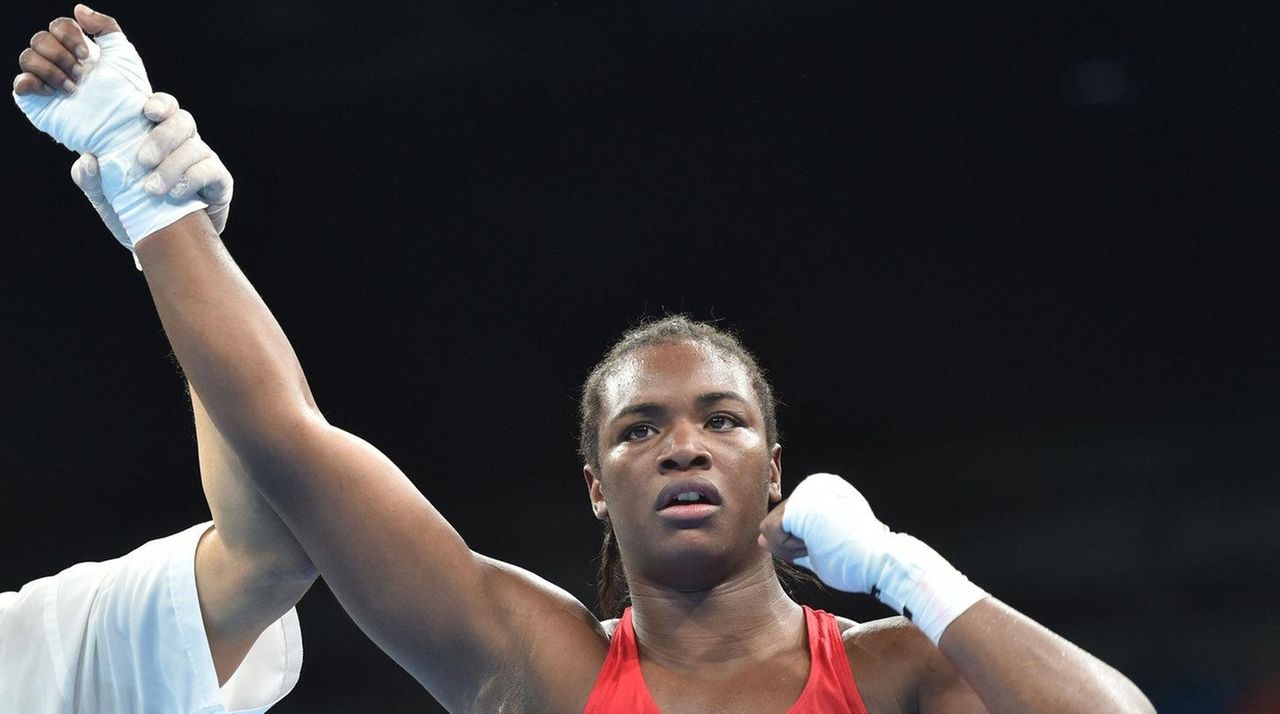 Rio Olympics USA’s Claressa Shields wins first bout of Games Newsday