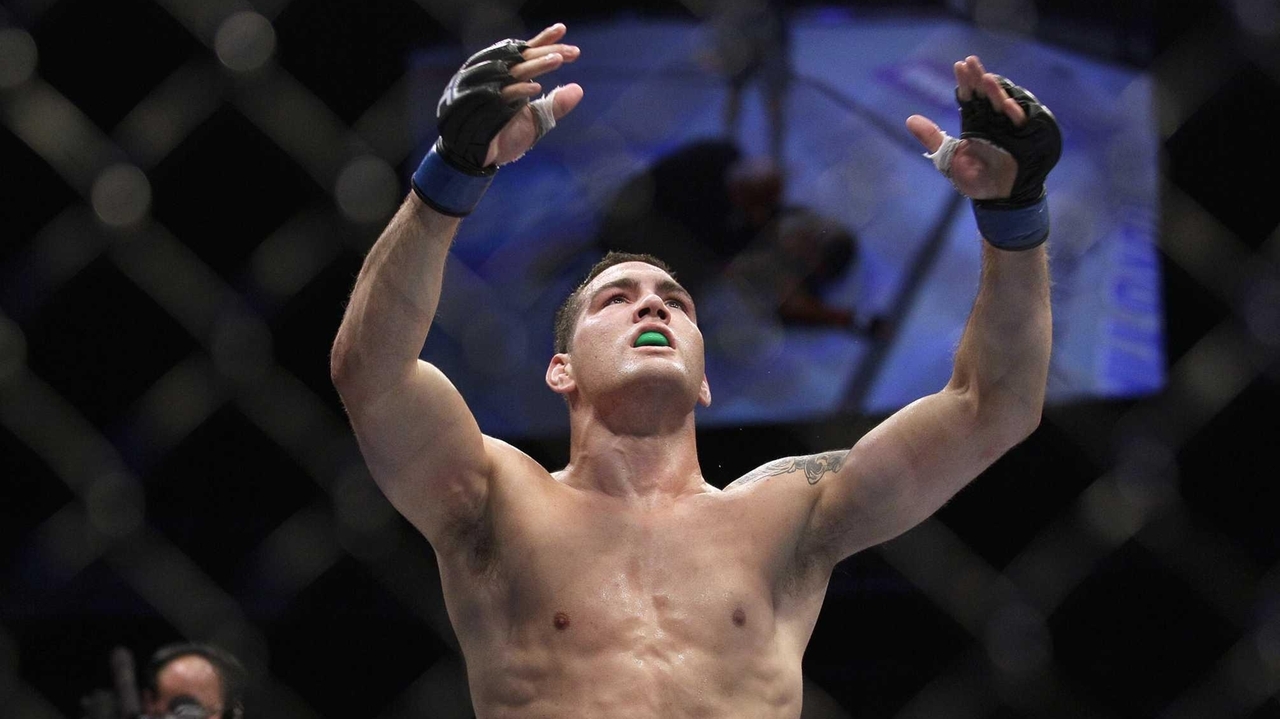 Chris Weidman offered to fight Jon Jones at UFC 151 - Newsday