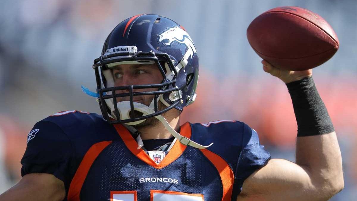 Tim Tebow's Denver Broncos jersey leads NFL sales for April