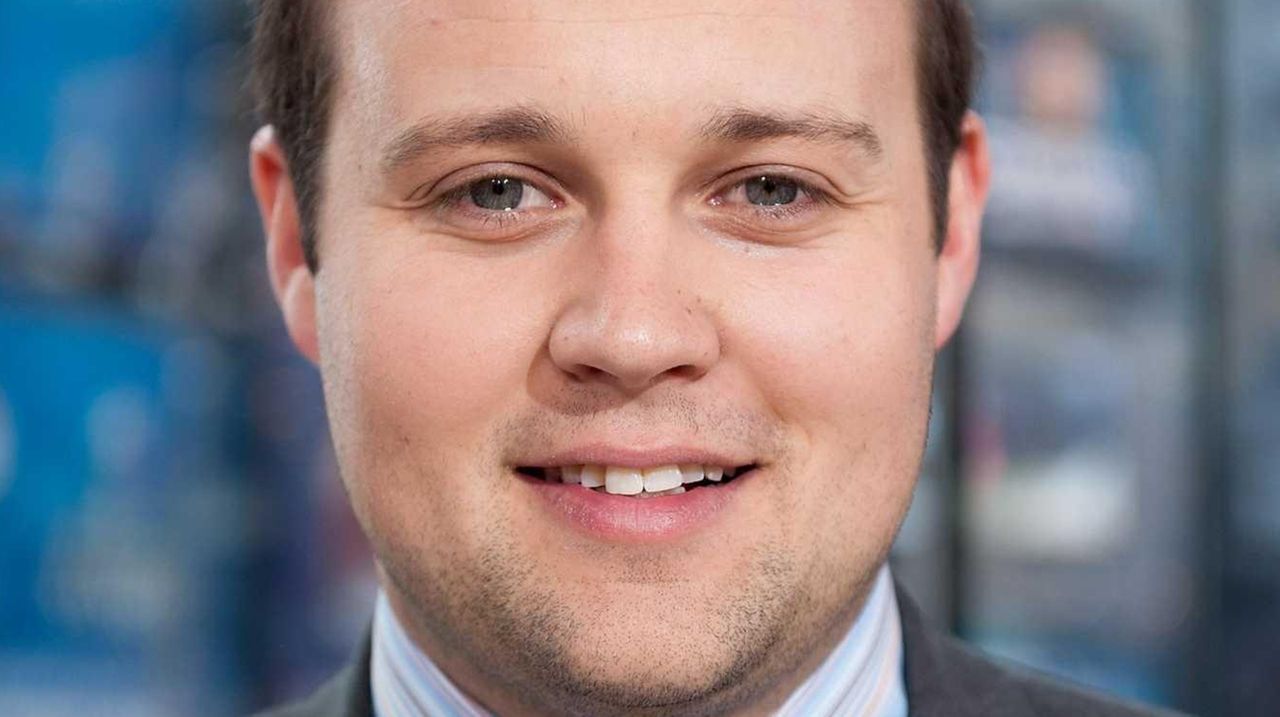 Duggar responds to molestation accusations Newsday