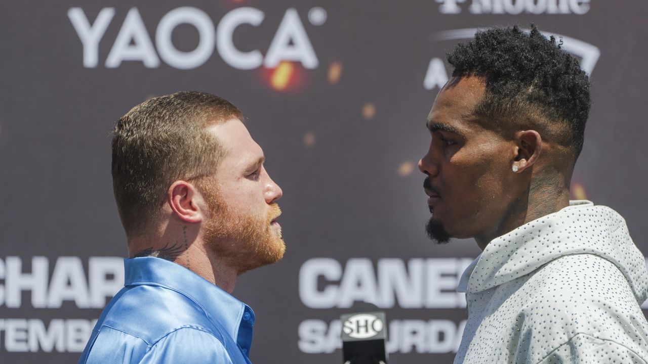 Canelo Alvarez dominates Jermell Charlo, retains undisputed super  middleweight titles