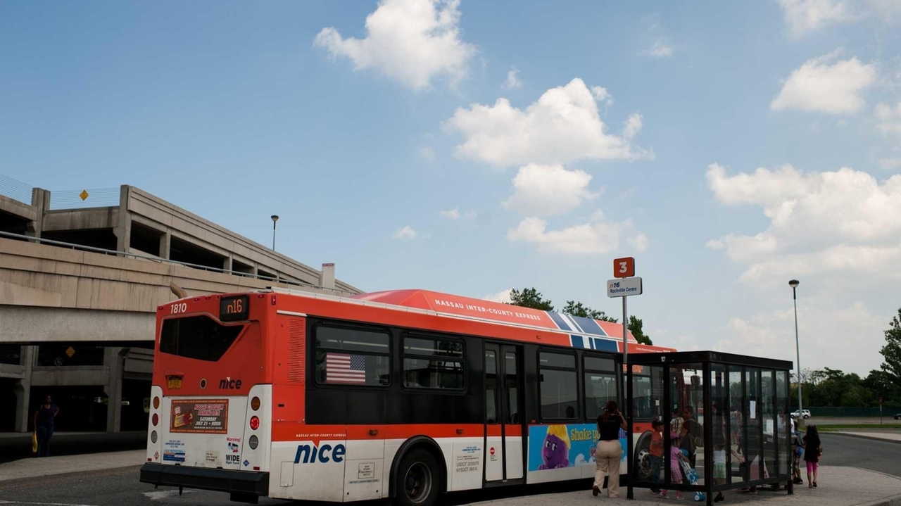 NICE bus riders give system mixed reviews - Newsday