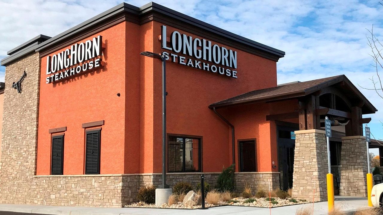 LongHorn Steakhouse opens in Farmingdale Newsday
