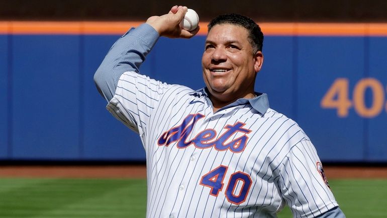 New York Mets pitcher Bartolo Colon skips court hearing over