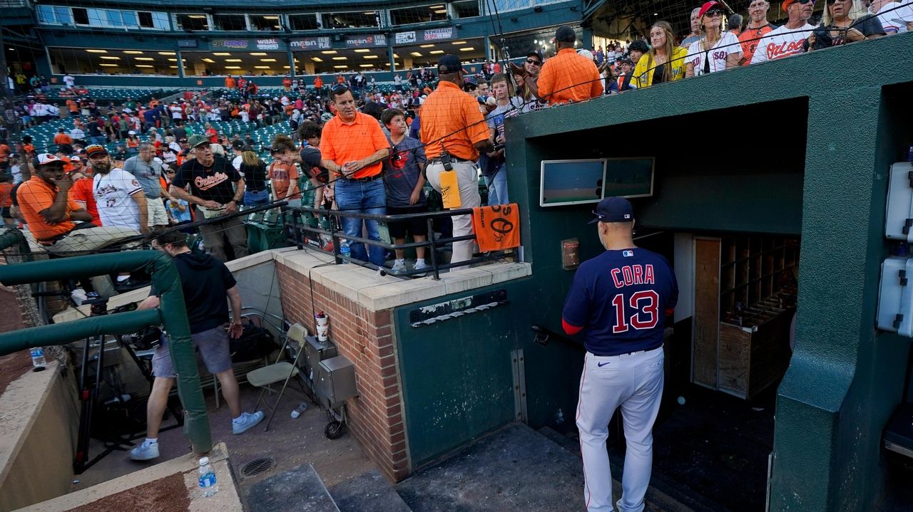 Fenway Park may offer fans their own dugout seats - The Boston Globe