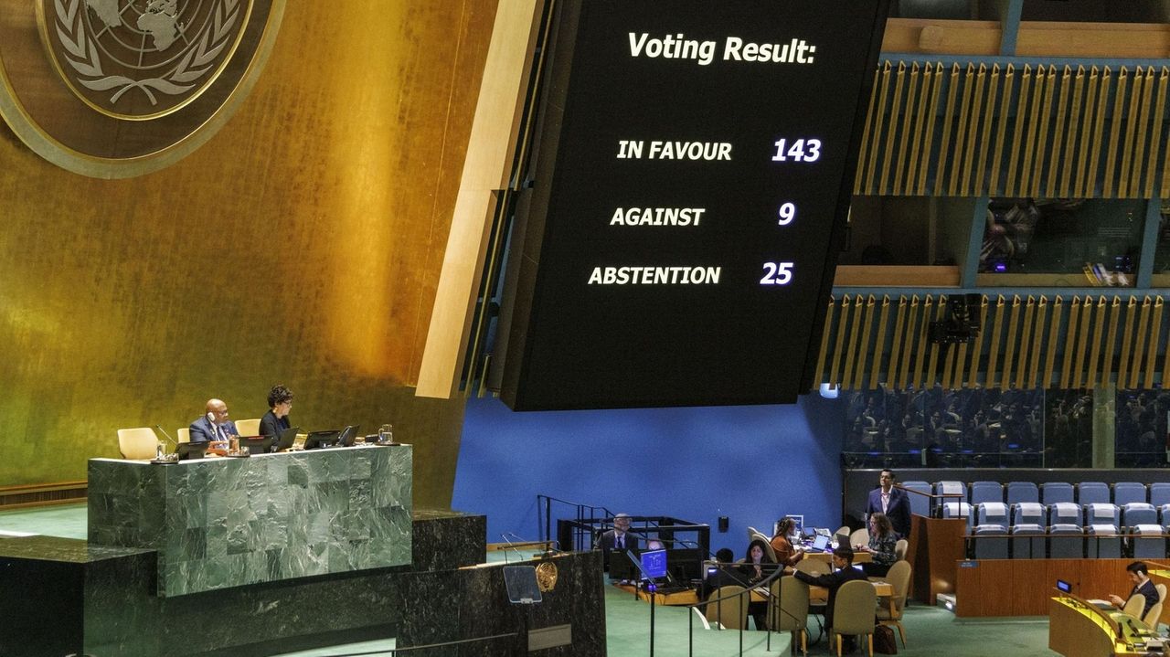 UN Assembly Approves Resolution Granting Palestine New Rights, Reviving ...