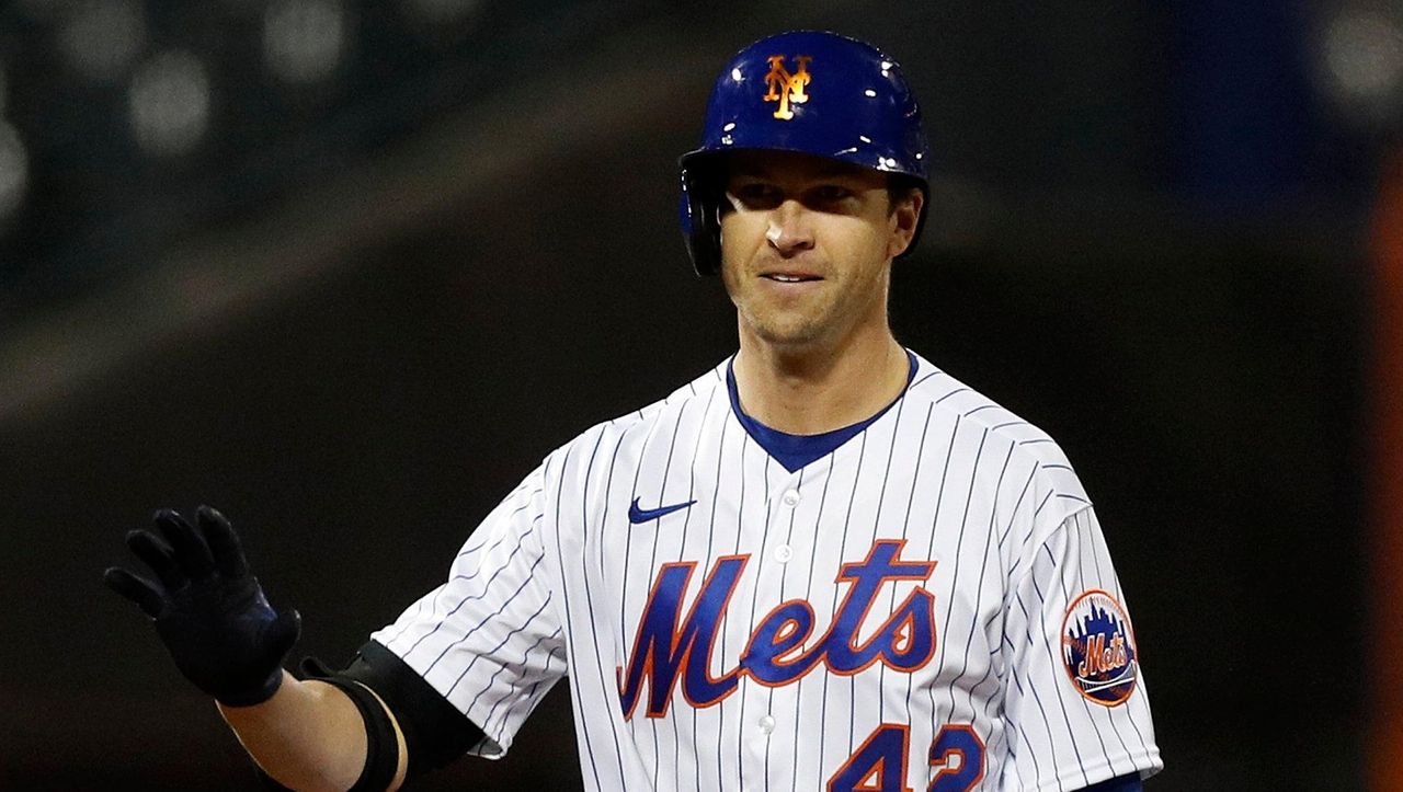 NY Mets Stats: A surprising player is second to Jacob deGrom in WAR