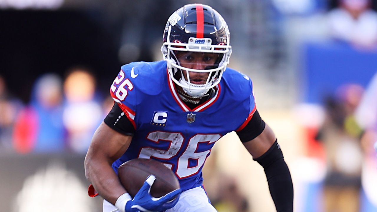 Giants GM Joe Schoen says team wants Saquon Barkley there, talks