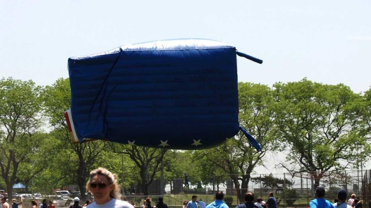 Inflatable slide injures 13 in Oceanside - Newsday