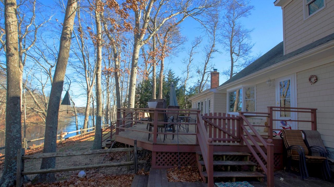 Southold's 'last house on the creek' lists for 621,000 Newsday