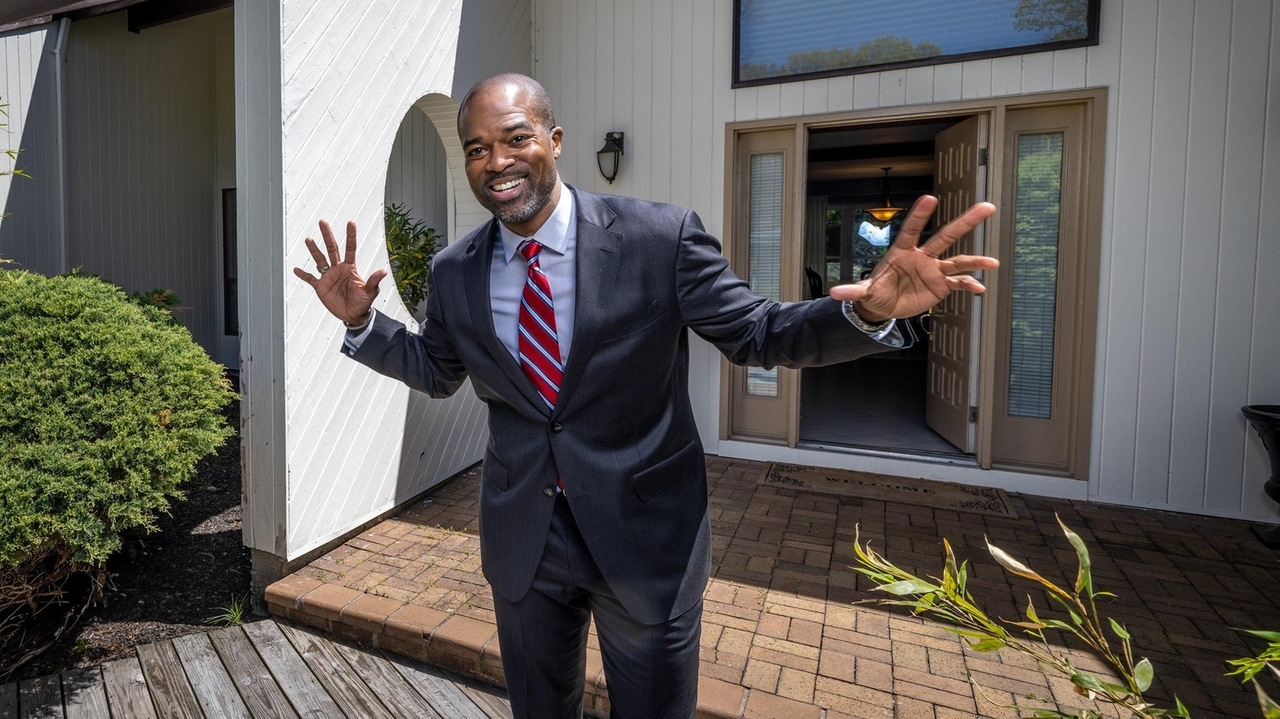 Long Island real estate pros who made a big career switch - Newsday