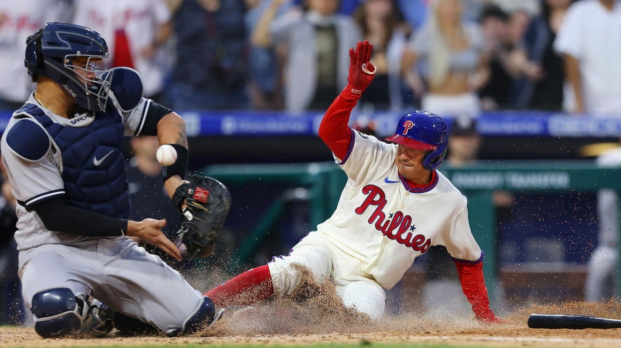 No loss for Yankees' Nestor Cortes, but he lost it quickly in seventh  inning - Newsday