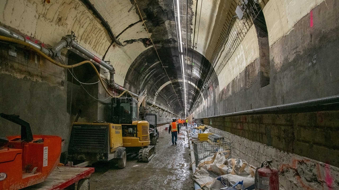 Amtrak reopens East River Tunnel line damaged by Superstorm Sandy
