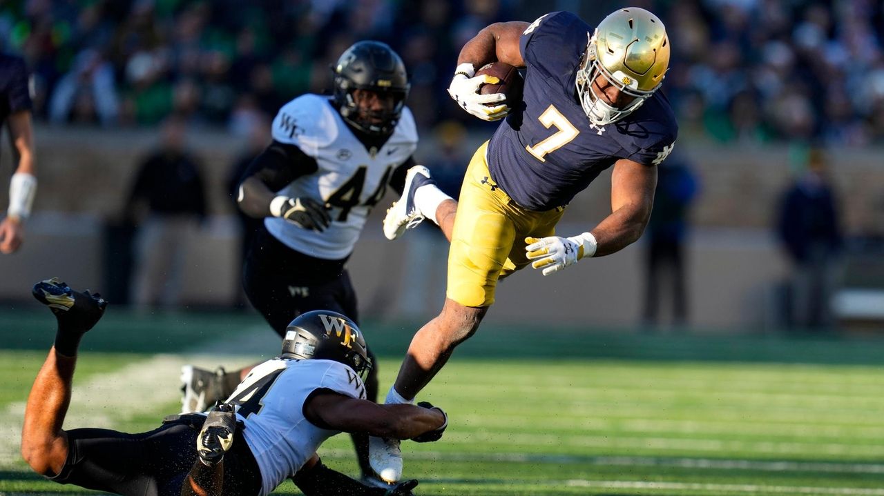 No. 19 Notre Dame Looks To Finish The Regular Season With A Win At ...