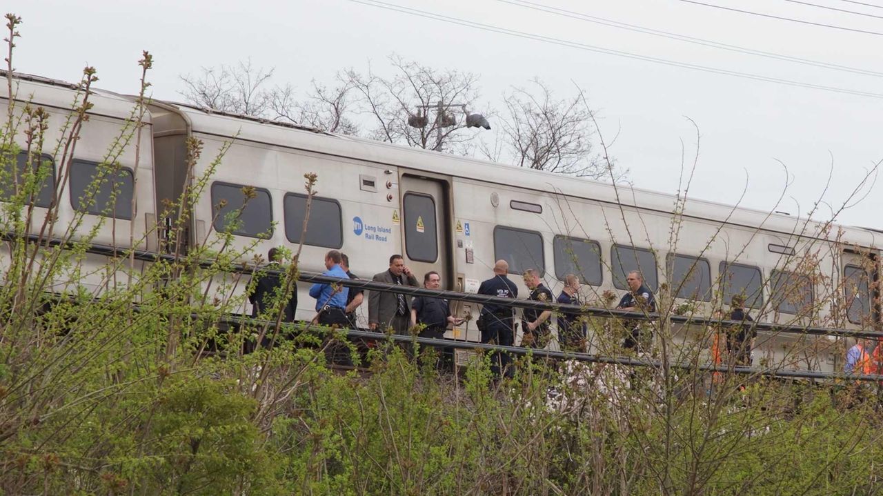 lirr-normal-evening-rush-anticipated-after-babylon-branch-service