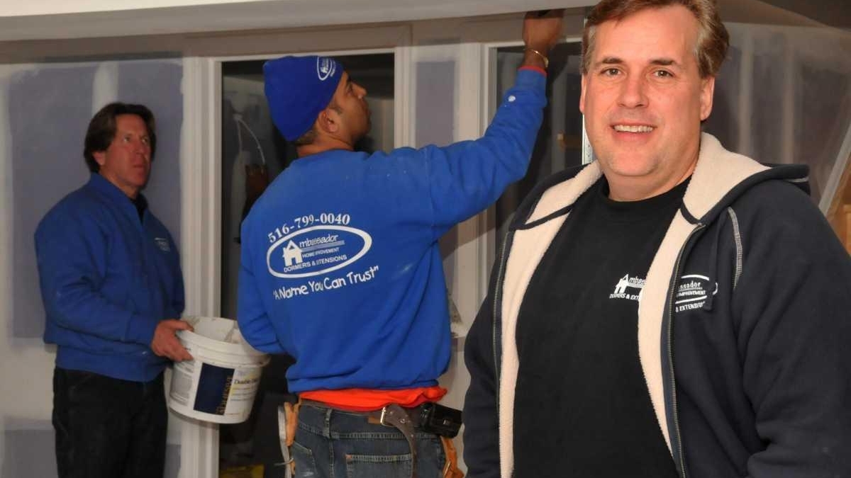 LI builder earns award from White House - Newsday