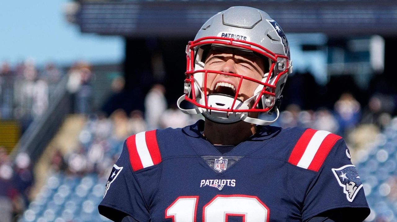 New England Patriots rookie QB Mac Jones aces important test in