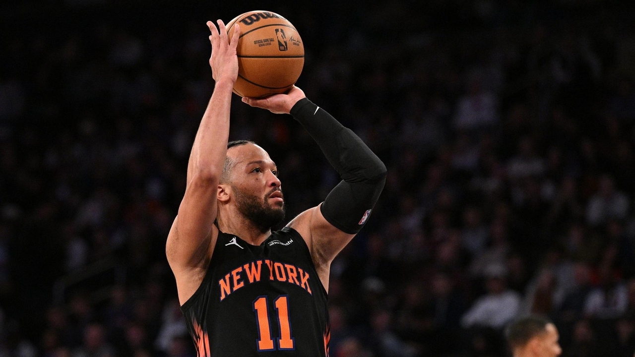 Knicks' Jalen Brunson leads club into virtual tie with Celtics in East